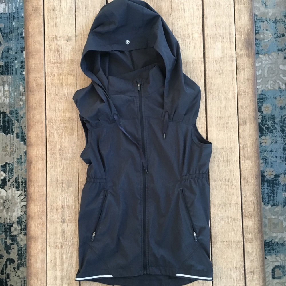 Lululemon run windbreaker vest